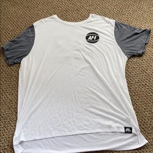 Men’s Nike AF1 shirt